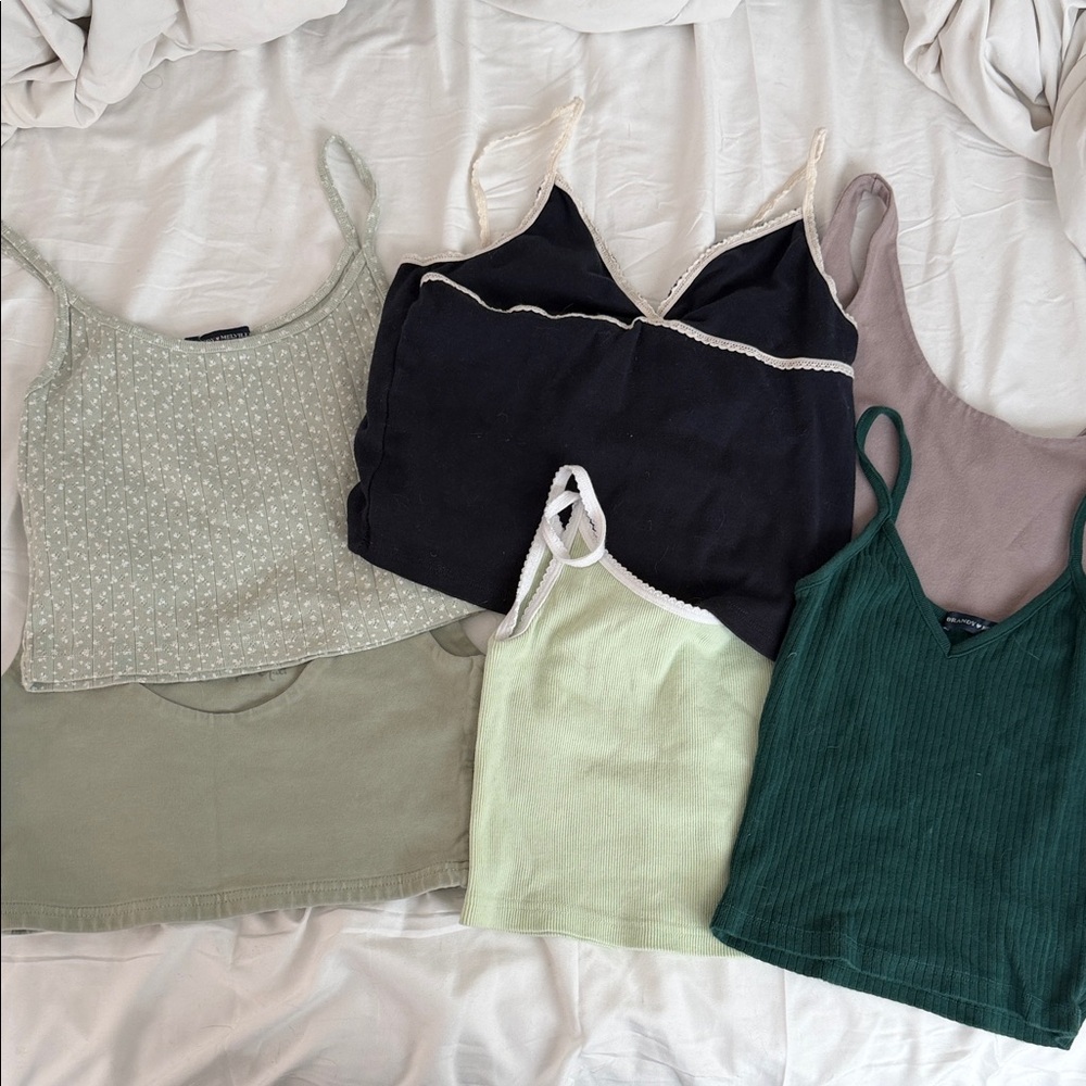 Brandy Melville tank top bundle (6 tanks)